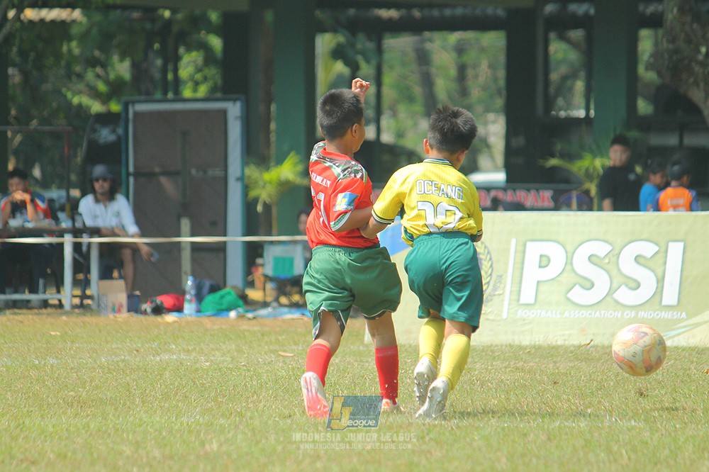 ijlu9 plate 050726 wiradhika soccer vs maesa pararaider