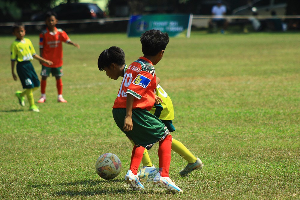 ijlu9 plate 050726 wiradhika soccer vs maesa pararaider