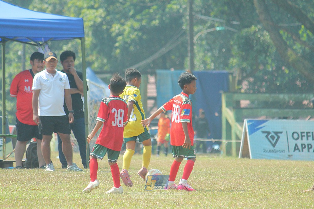 ijlu9 plate 050726 wiradhika soccer vs maesa pararaider