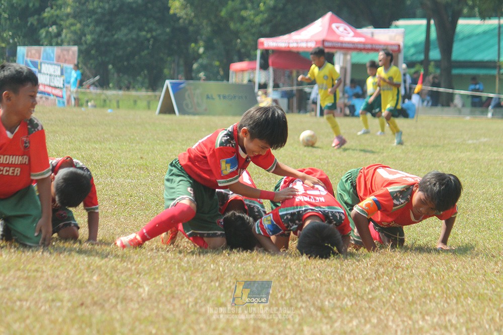 ijlu9 plate 050726 wiradhika soccer vs maesa pararaider