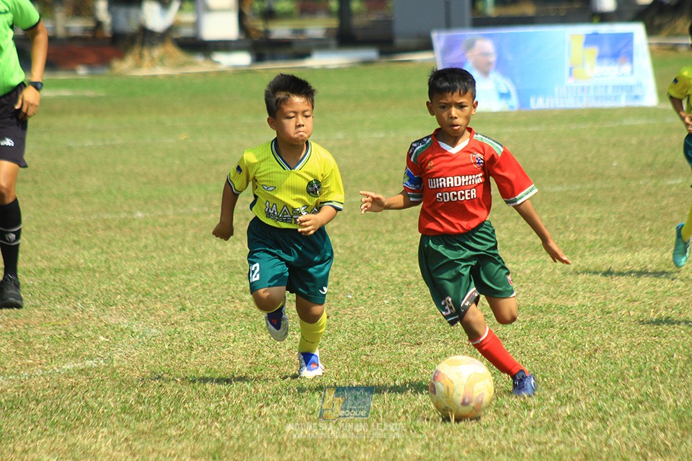 ijlu9 plate 050726 wiradhika soccer vs maesa pararaider