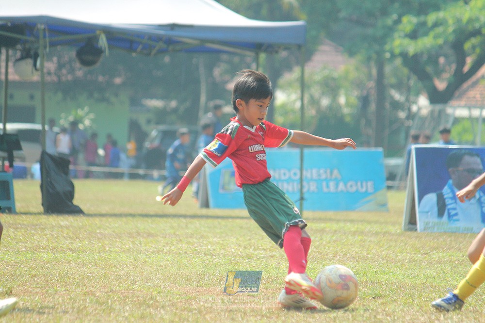 ijlu9 plate 050726 wiradhika soccer vs maesa pararaider