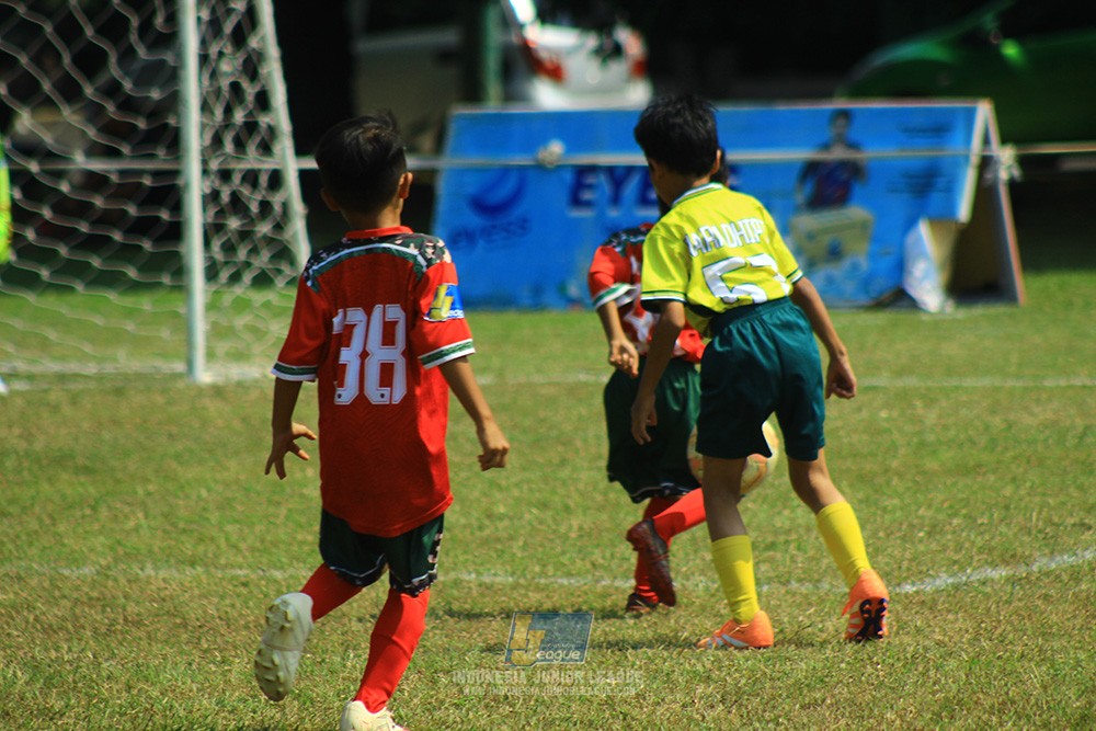 ijlu9 plate 050726 wiradhika soccer vs maesa pararaider