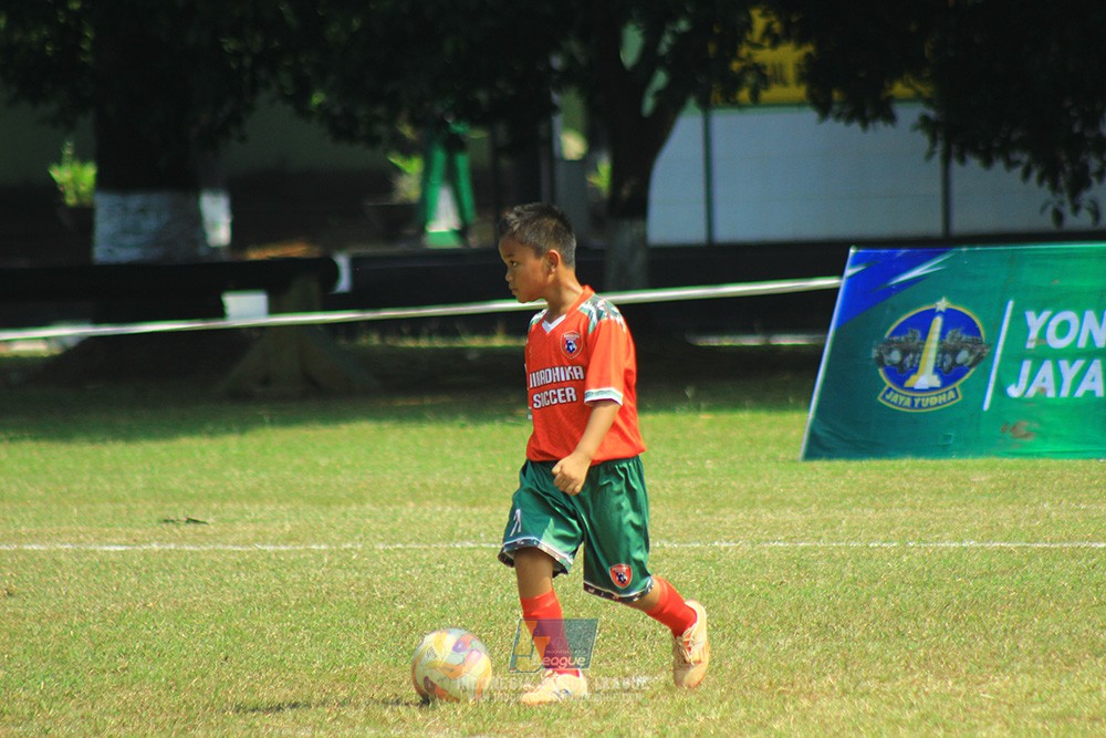 ijlu9 plate 050726 wiradhika soccer vs maesa pararaider