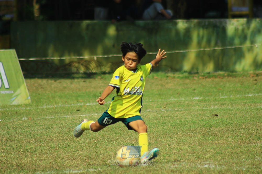 ijlu9 plate 050726 wiradhika soccer vs maesa pararaider