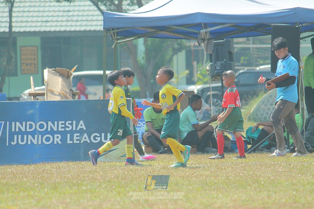 ijlu9 plate 050726 wiradhika soccer vs maesa pararaider