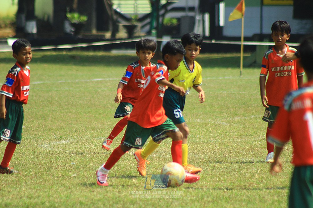 ijlu9 plate 050726 wiradhika soccer vs maesa pararaider