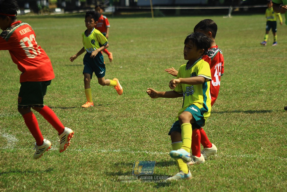 ijlu9 plate 050726 wiradhika soccer vs maesa pararaider