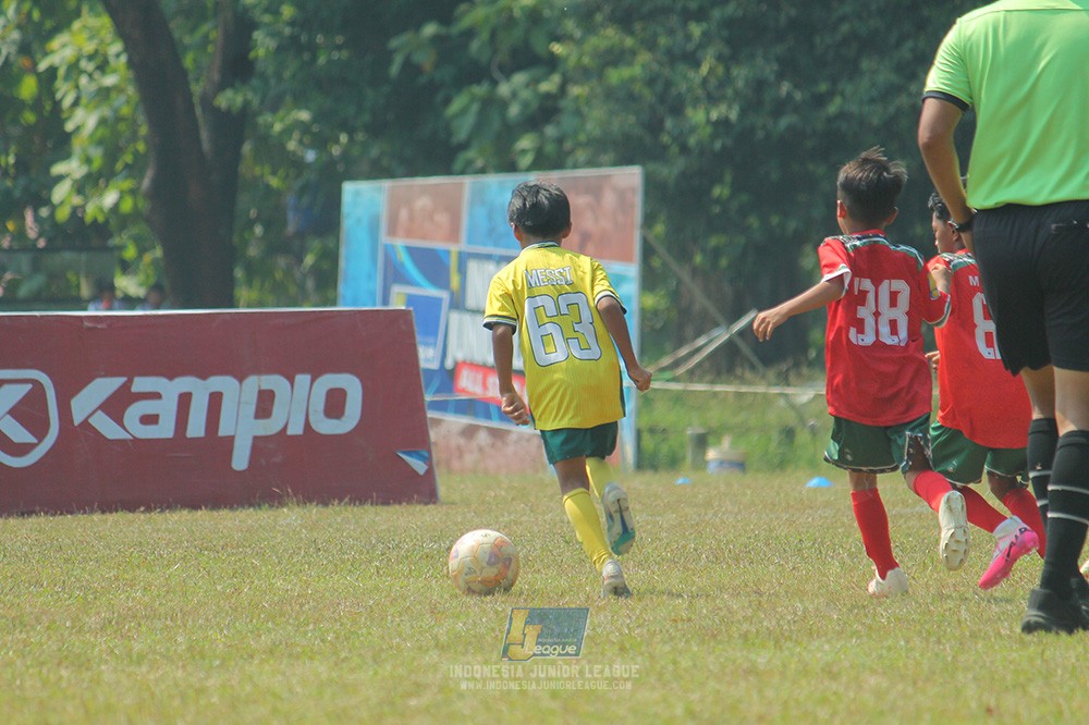 ijlu9 plate 050726 wiradhika soccer vs maesa pararaider