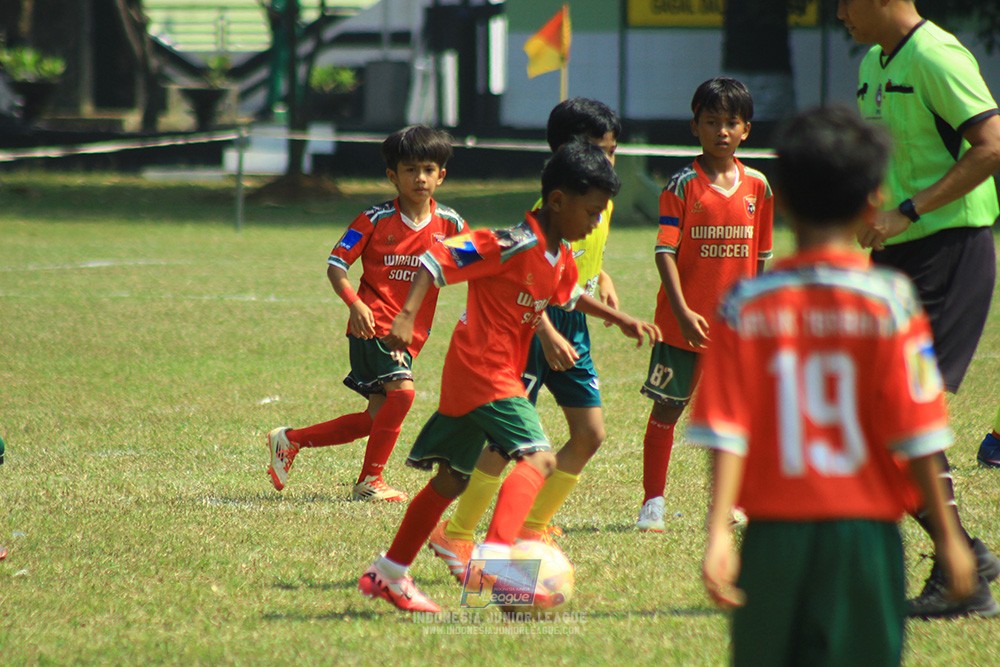 ijlu9 plate 050726 wiradhika soccer vs maesa pararaider