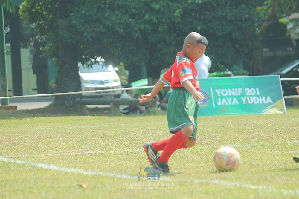 ijlu9 plate 050726 wiradhika soccer vs maesa pararaider