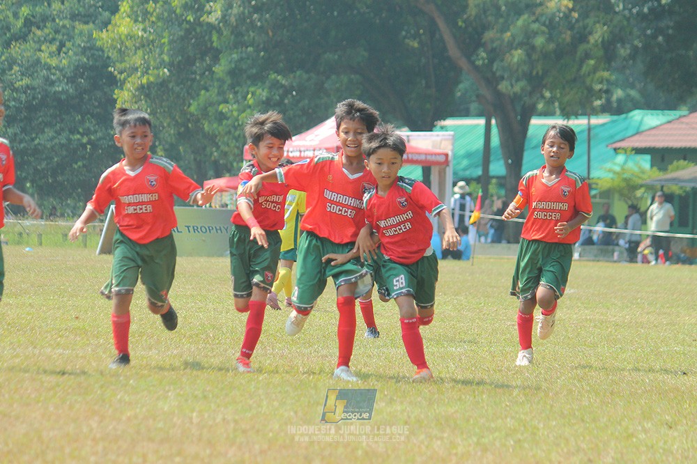 ijlu9 plate 050726 wiradhika soccer vs maesa pararaider