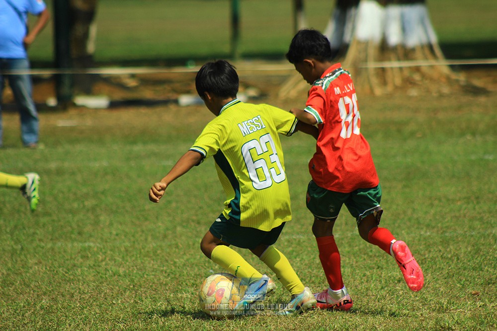 ijlu9 plate 050726 wiradhika soccer vs maesa pararaider