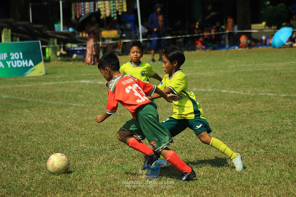 ijlu9 plate 050726 wiradhika soccer vs maesa pararaider