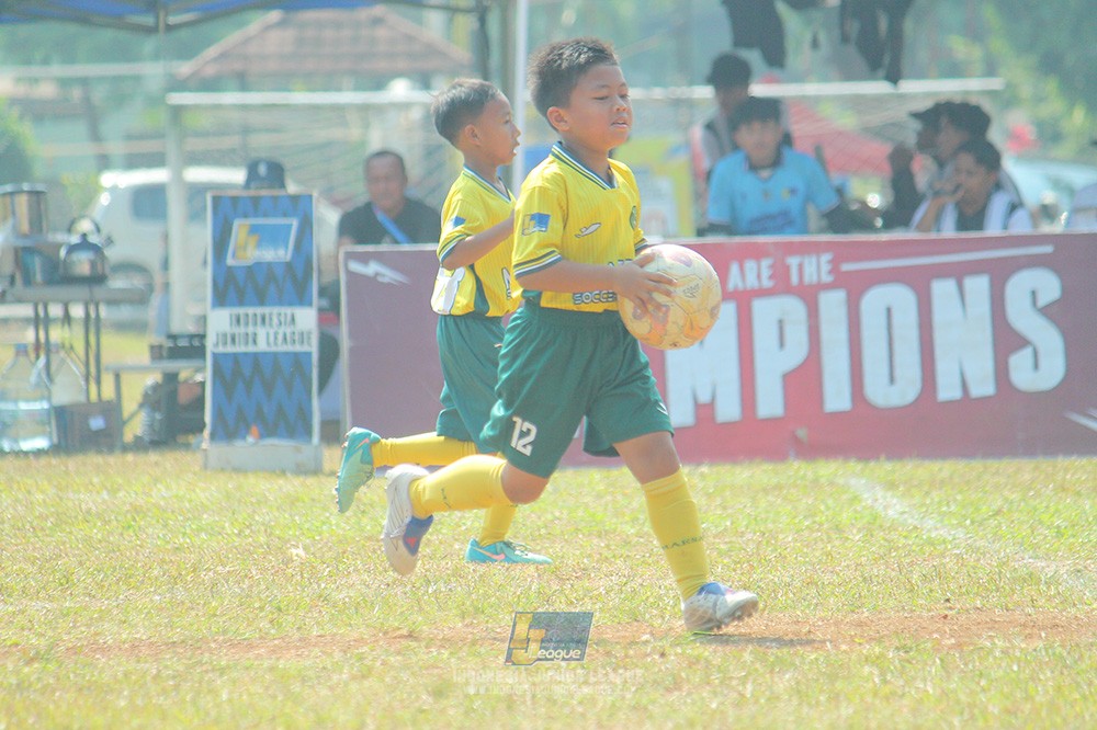 ijlu9 plate 050726 wiradhika soccer vs maesa pararaider