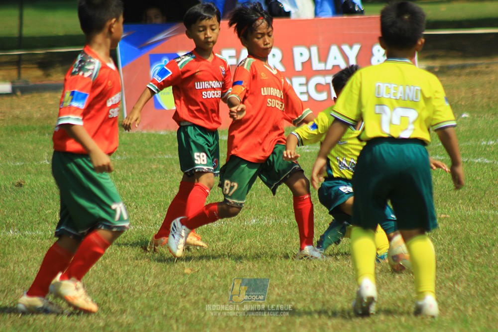 ijlu9 plate 050726 wiradhika soccer vs maesa pararaider
