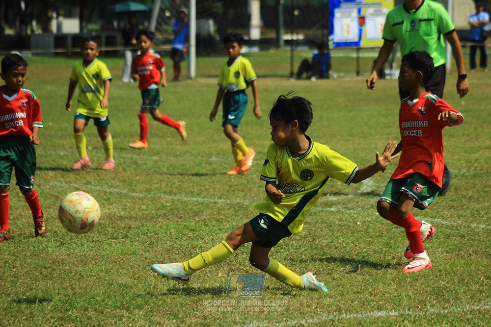 ijlu9 plate 050726 wiradhika soccer vs maesa pararaider