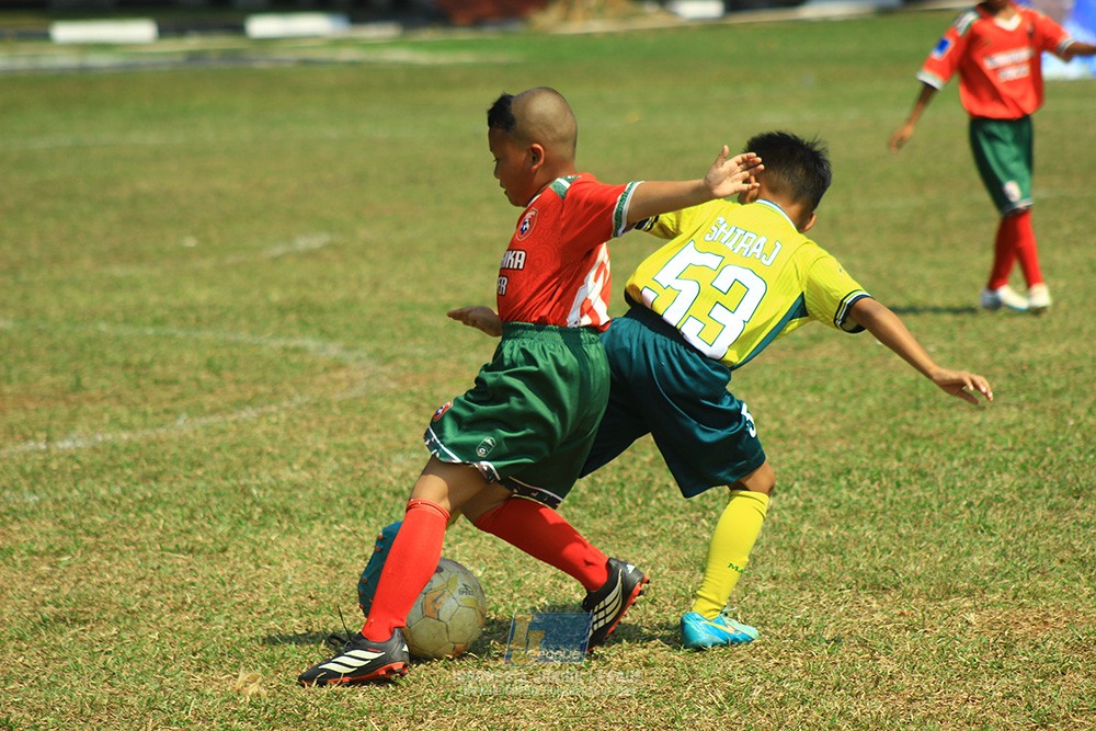 ijlu9 plate 050726 wiradhika soccer vs maesa pararaider