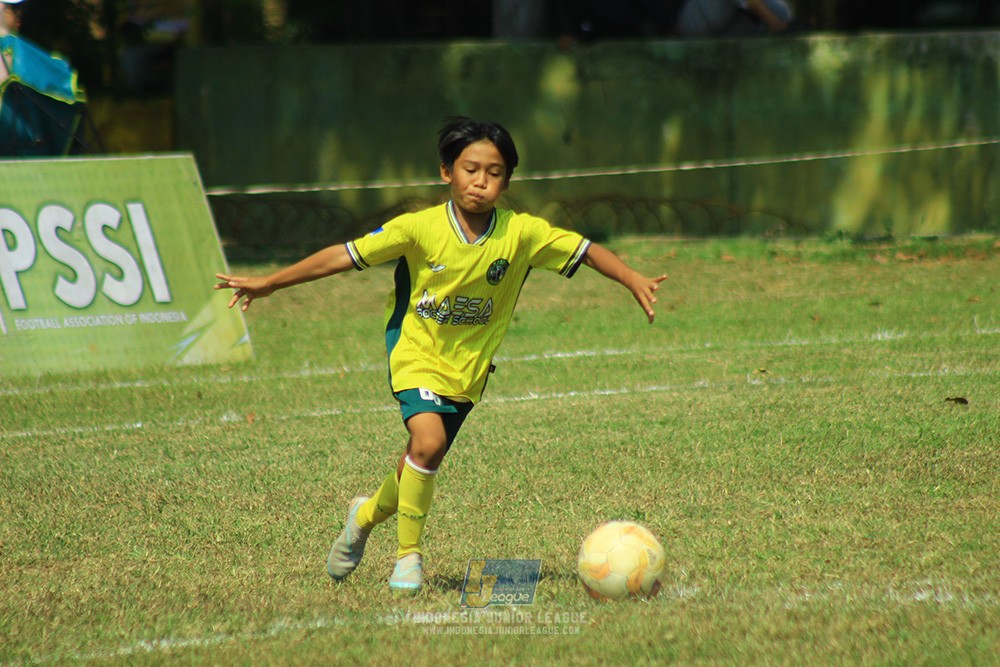 ijlu9 plate 050726 wiradhika soccer vs maesa pararaider