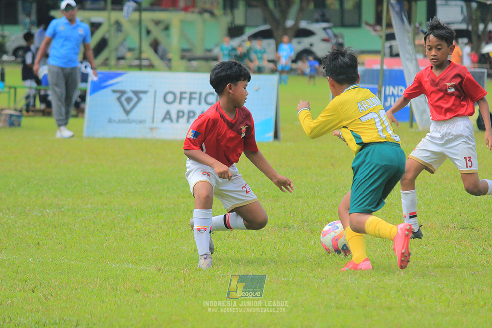 u11 120426 astam vs maesa pararaider army