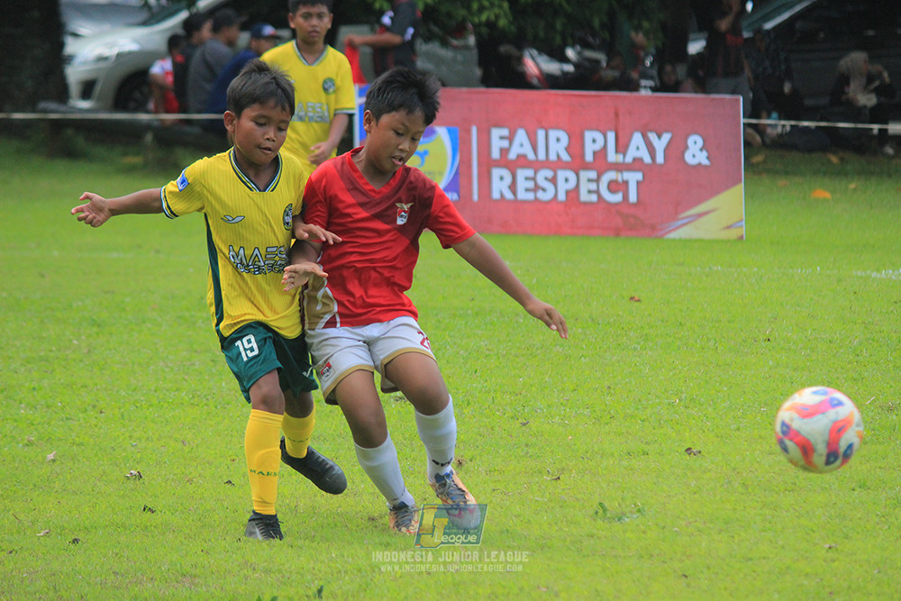 u11 120426 astam vs maesa pararaider army