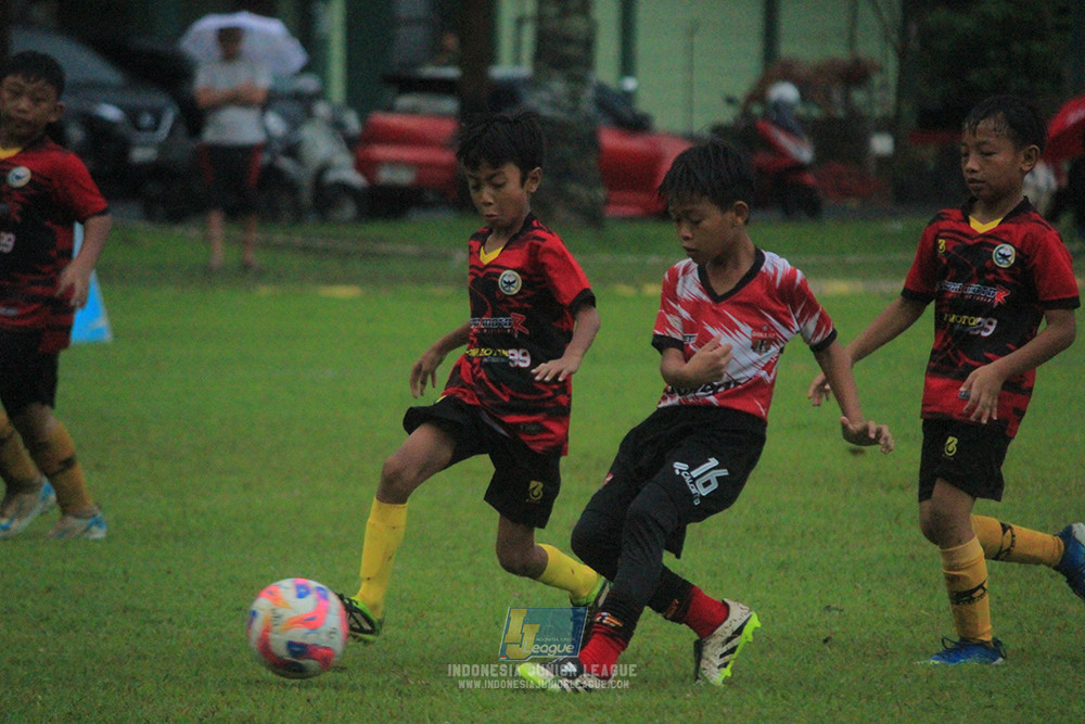 u11 120426 diklat paku jaya vs gagak muda