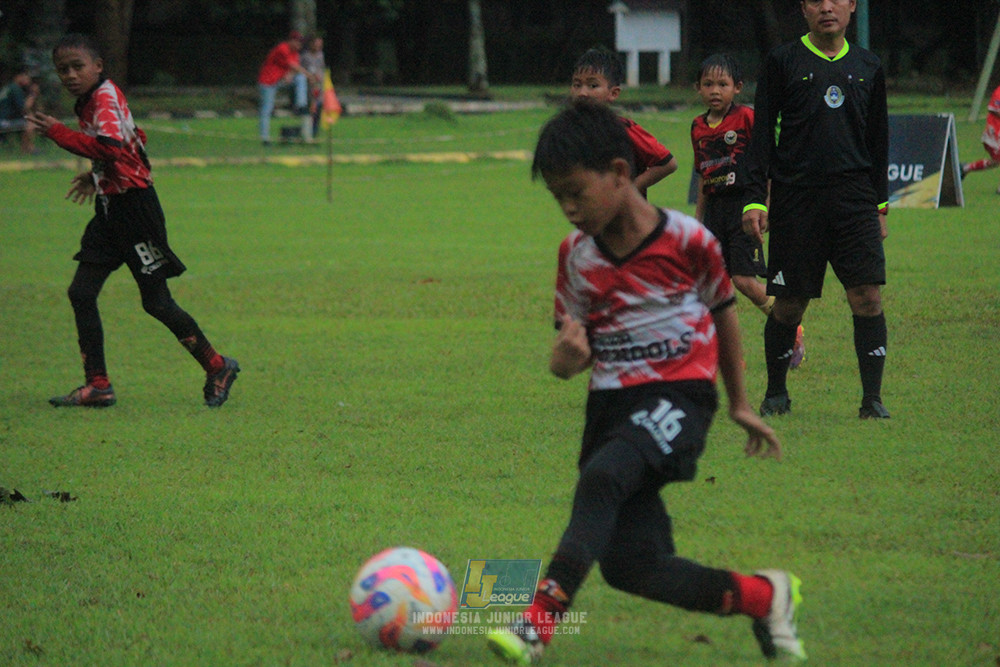 u11 120426 diklat paku jaya vs gagak muda