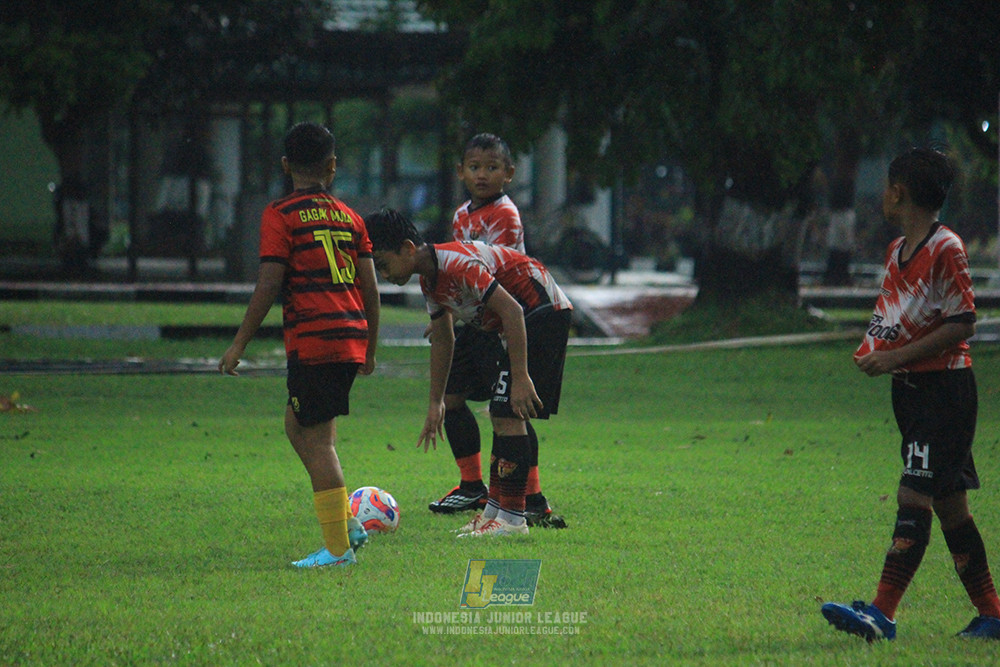 u11 120426 diklat paku jaya vs gagak muda