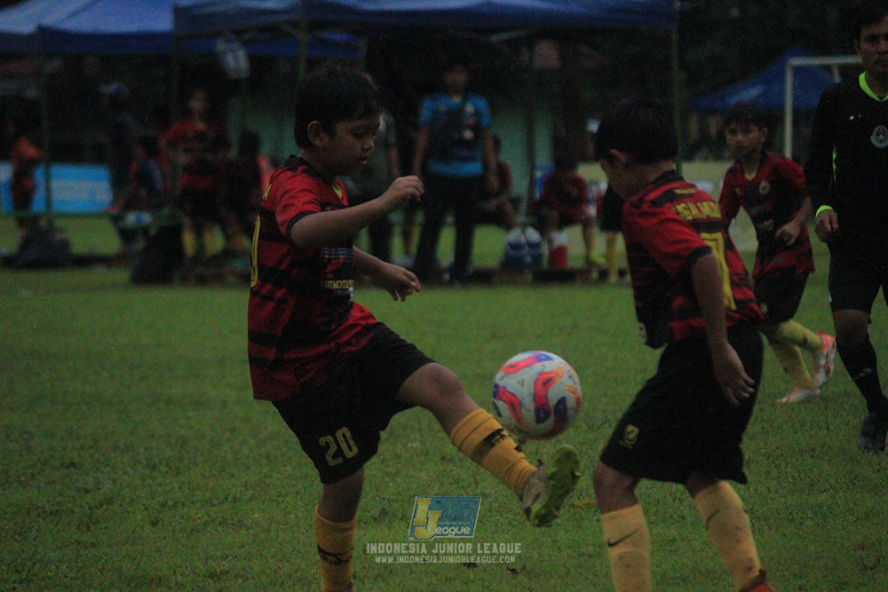 u11 120426 diklat paku jaya vs gagak muda