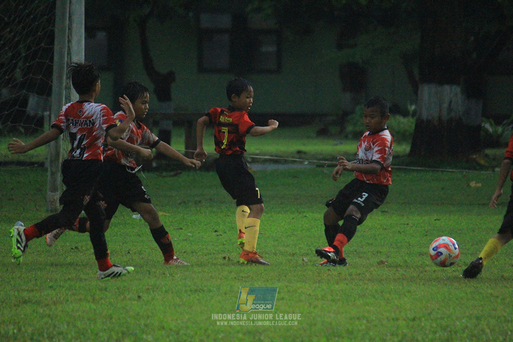 u11 120426 diklat paku jaya vs gagak muda