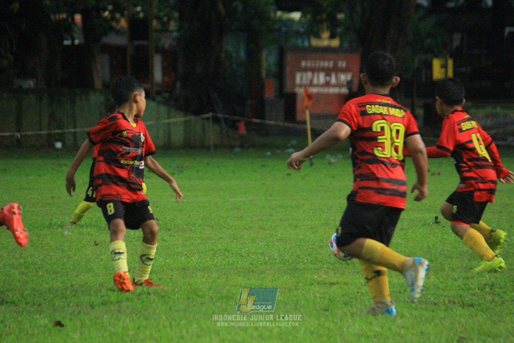 u11 120426 diklat paku jaya vs gagak muda