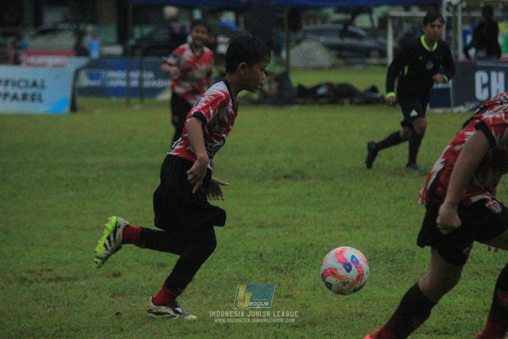 u11 120426 diklat paku jaya vs gagak muda