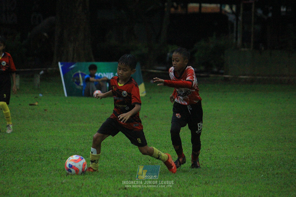 u11 120426 diklat paku jaya vs gagak muda