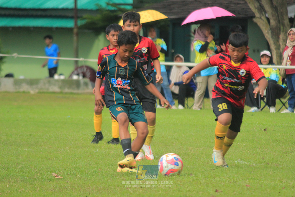 u11 120426 gagak muda vs karawang youth soccer
