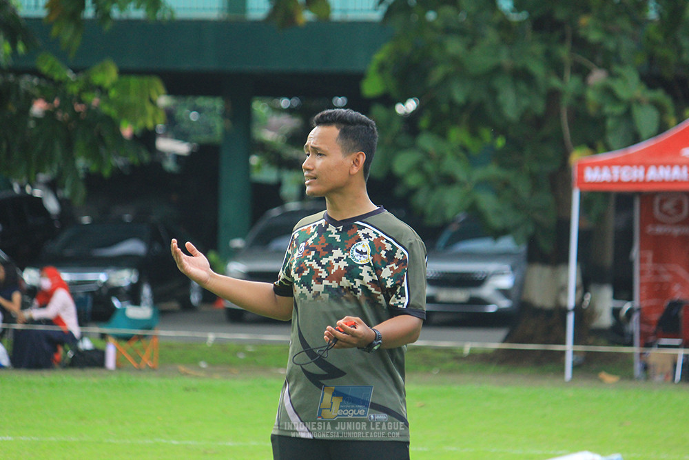 u11 120426 gagak muda vs karawang youth soccer