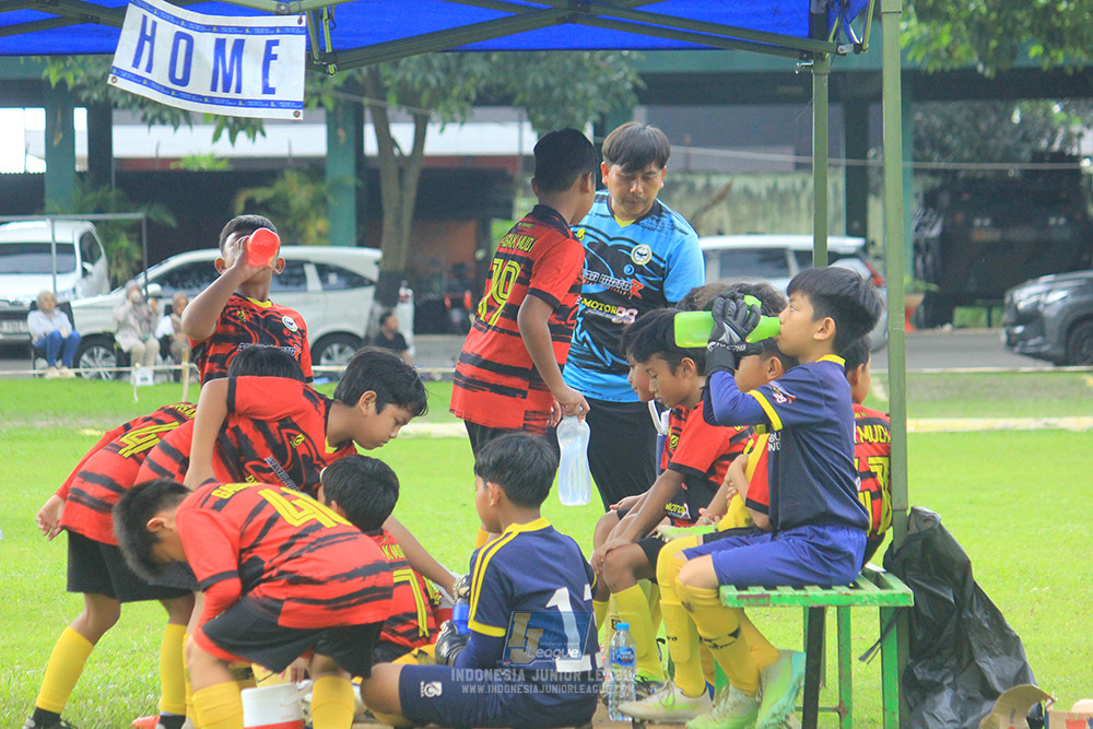 u11 120426 gagak muda vs karawang youth soccer