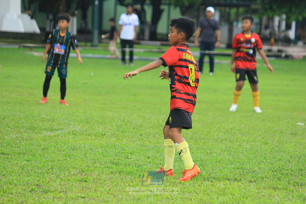 u11 120426 gagak muda vs karawang youth soccer