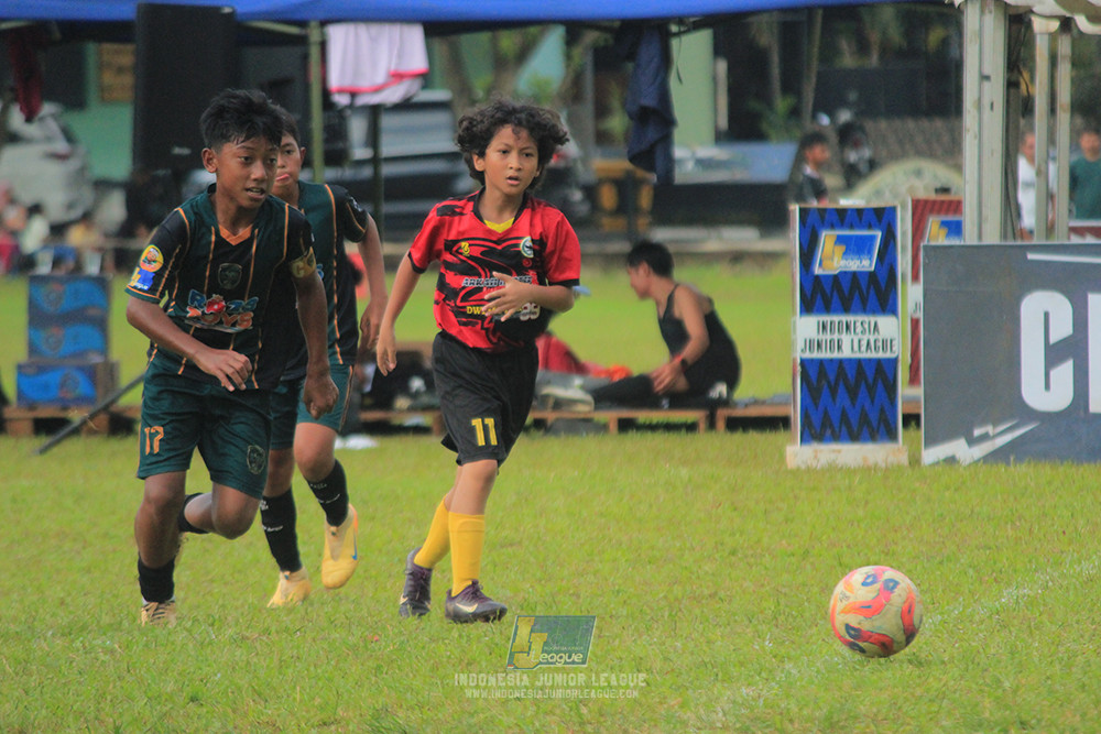 u11 120426 gagak muda vs karawang youth soccer