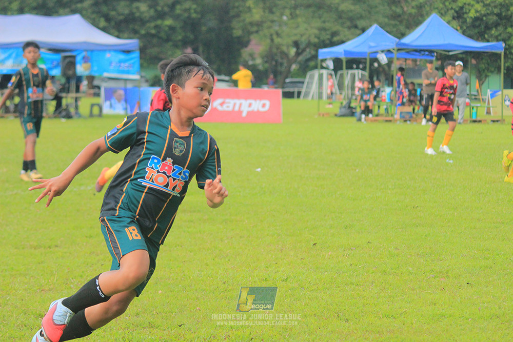 u11 120426 gagak muda vs karawang youth soccer