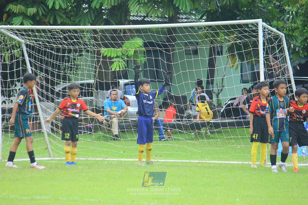 u11 120426 gagak muda vs karawang youth soccer