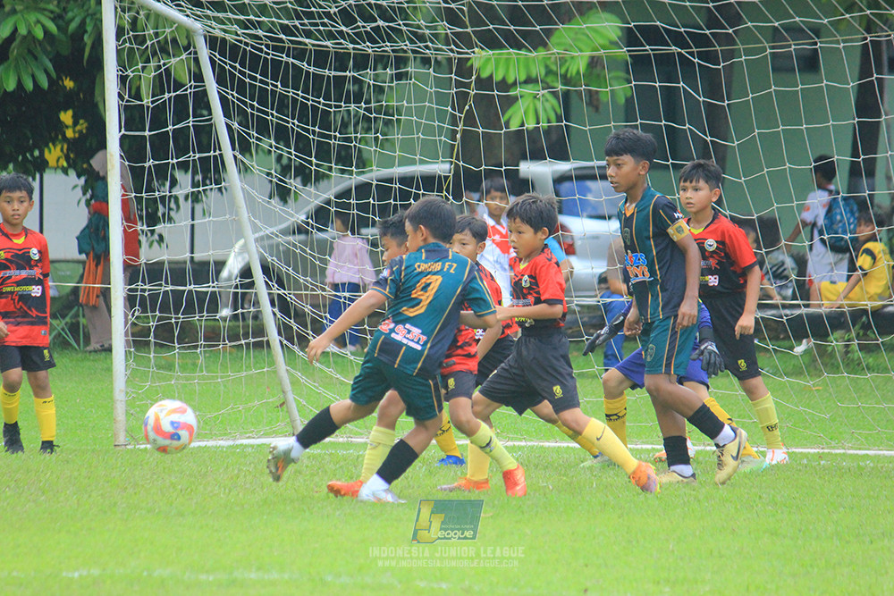 u11 120426 gagak muda vs karawang youth soccer