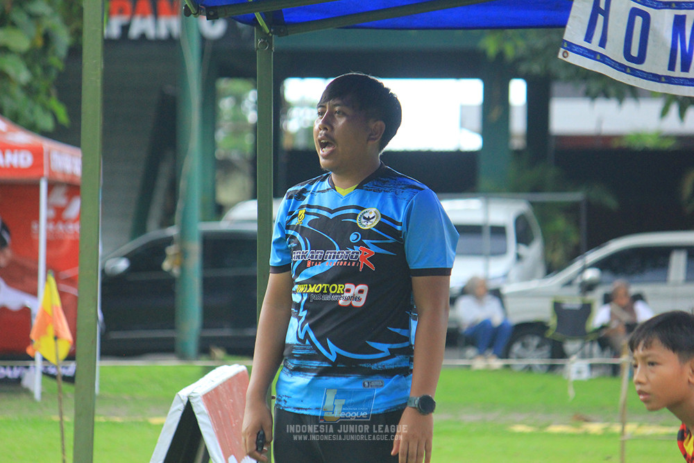 u11 120426 gagak muda vs karawang youth soccer