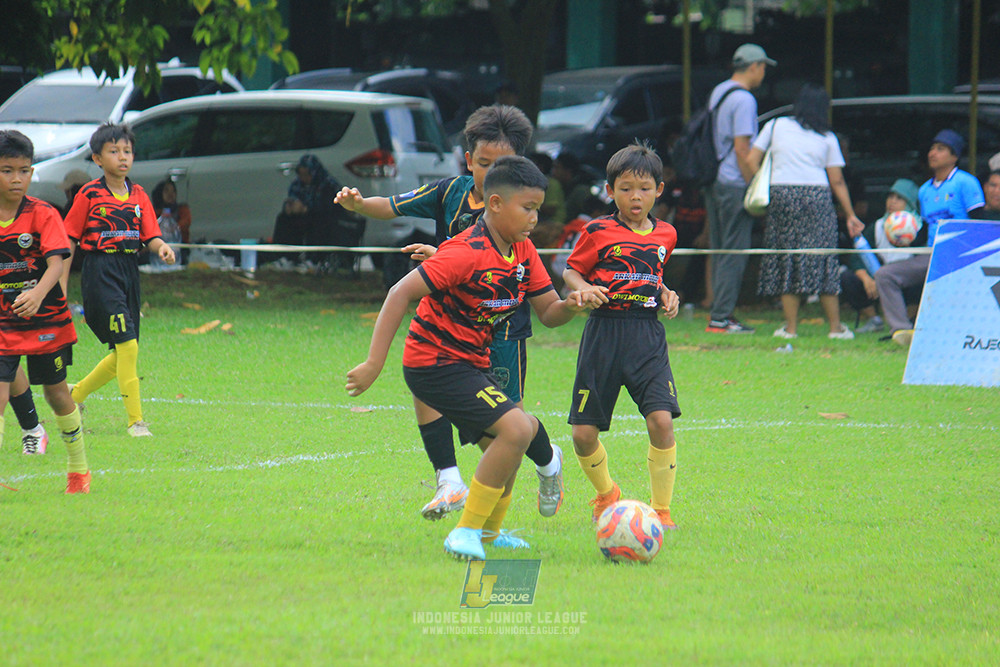 u11 120426 gagak muda vs karawang youth soccer