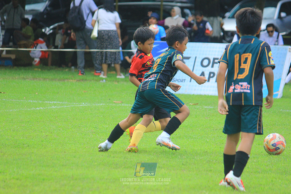 u11 120426 gagak muda vs karawang youth soccer