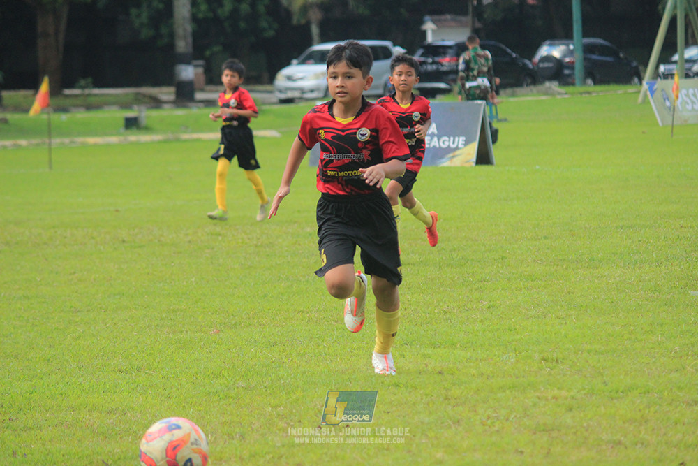 u11 120426 gagak muda vs karawang youth soccer