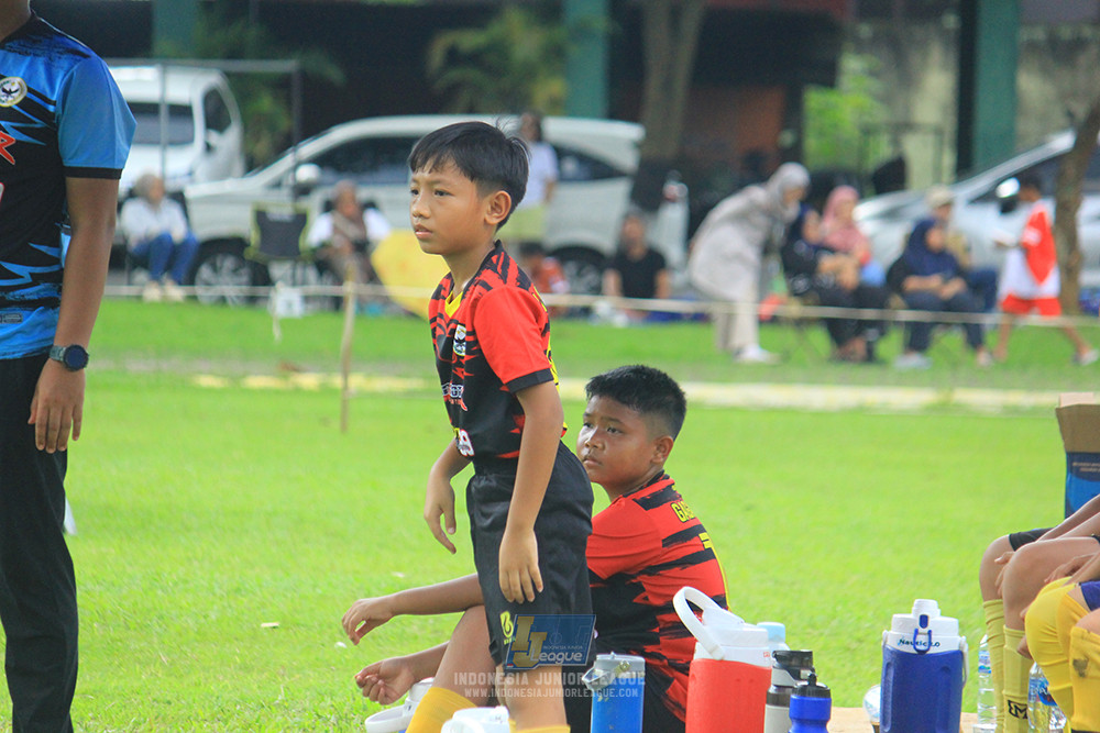 u11 120426 gagak muda vs karawang youth soccer