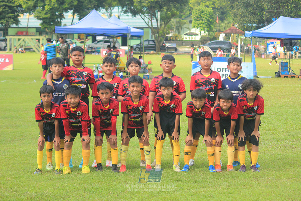 u11 120426 gagak muda vs karawang youth soccer