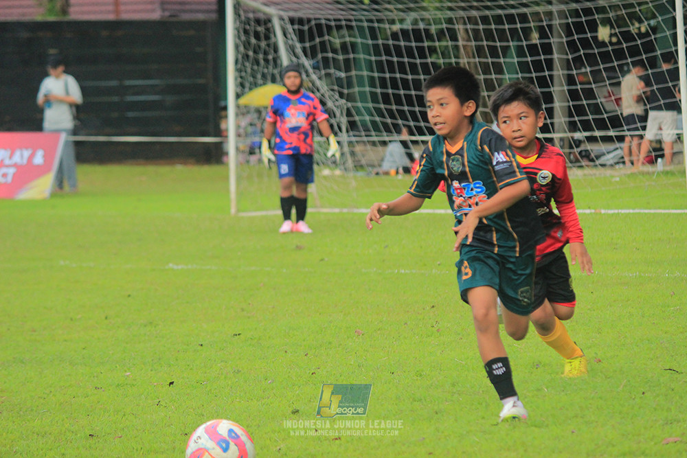 u11 120426 gagak muda vs karawang youth soccer