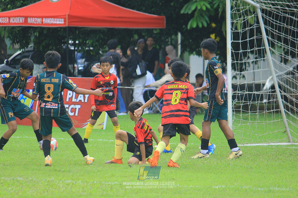 u11 120426 gagak muda vs karawang youth soccer