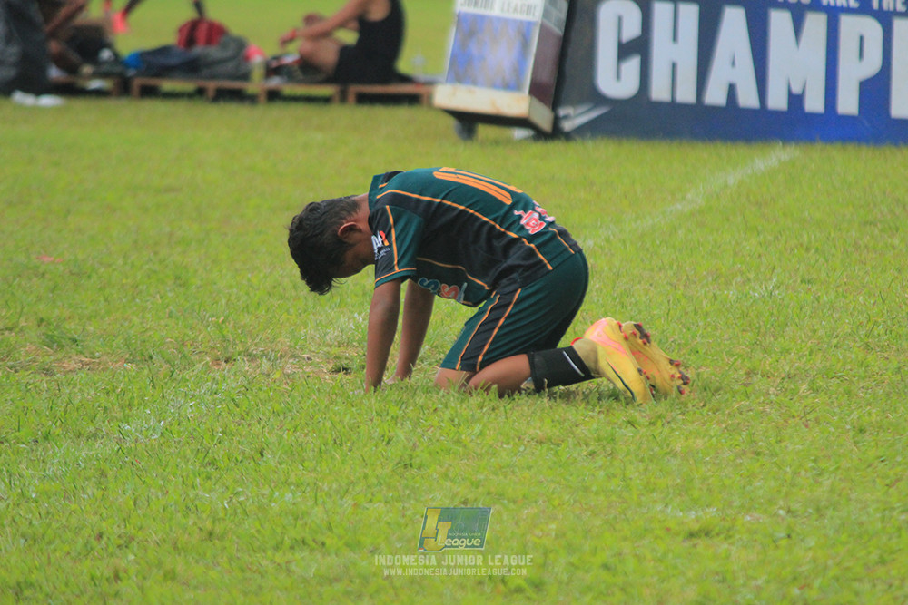 u11 120426 gagak muda vs karawang youth soccer